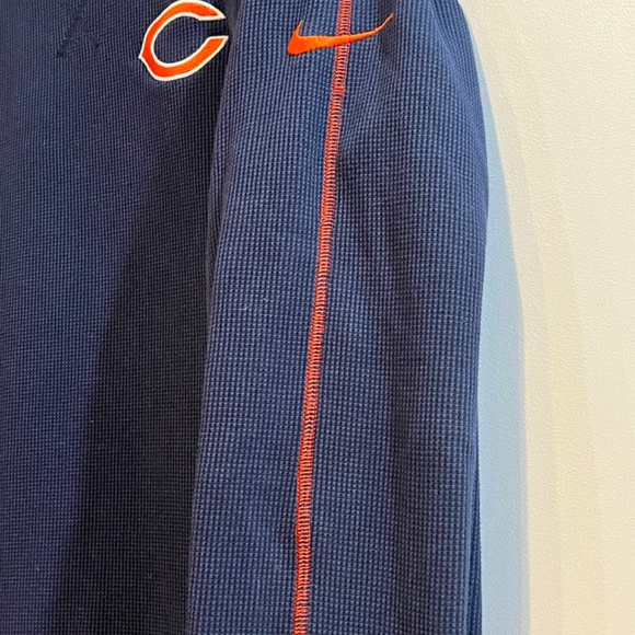 Chicago Bears 2024 Sideline Waffle Crewneck – Authentic Coaches Edition - Picture 4 of 5